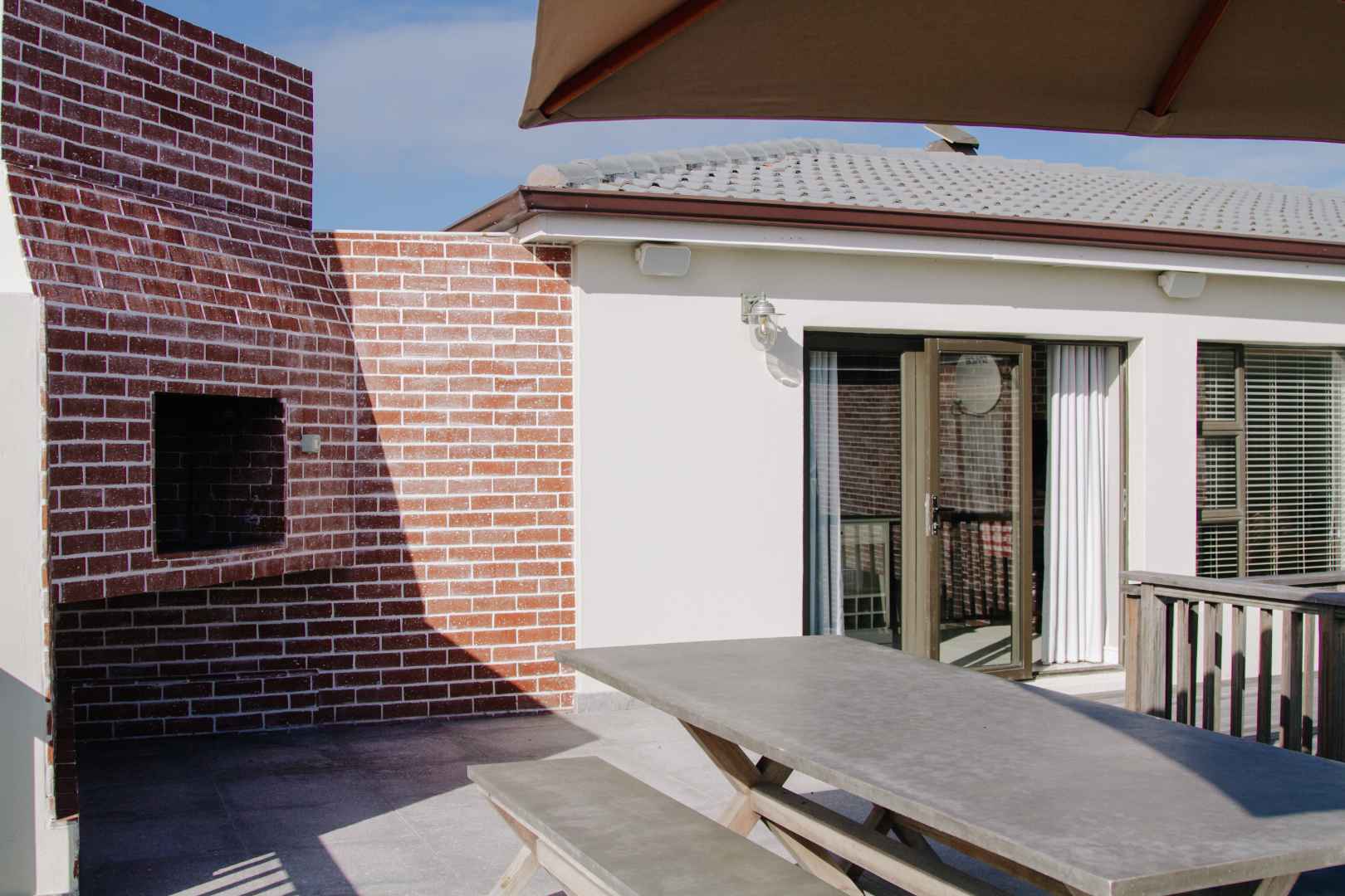 5 Bedroom Property for Sale in Struisbaai Western Cape